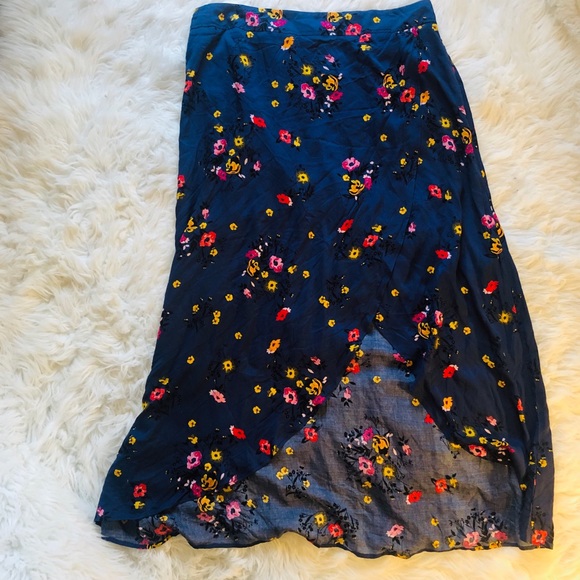 EXPRESS Floral Wrap Front Maxi Skirt Sz XL - Picture 4 of 11